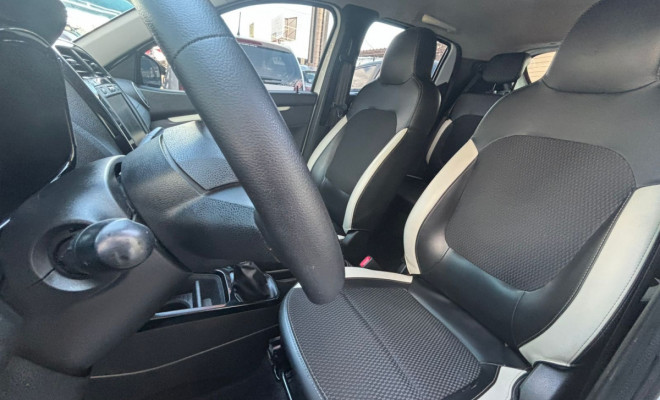 Renault KWID Intense 1.0 Flex 12V 5p Mec. 2021 Flex-8
