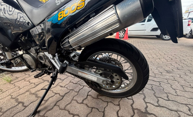 SUZUKI DR 800 S 1999 Gasolina-4