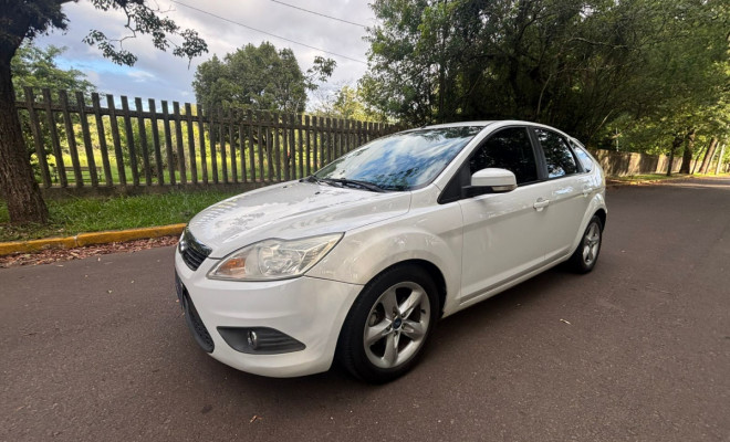 Ford Focus 1.6 S/SE/SE Plus Flex 8V/16V  5p 2013 Flex