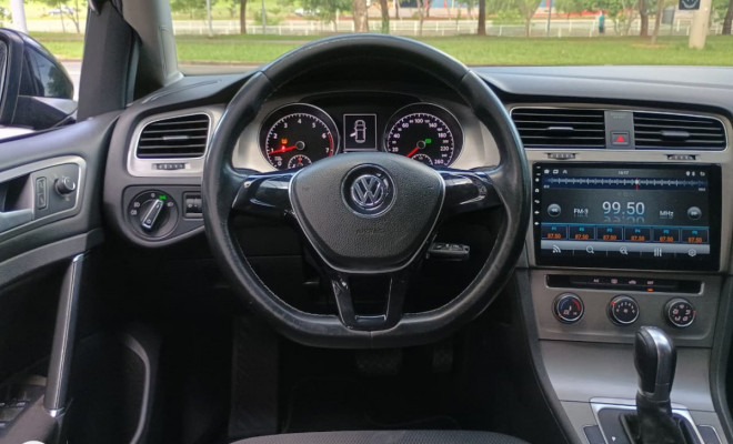 VW - VolksWagen Golf Comfortline 1.4 TSI 140cv Aut. 2015 Gasolina-7