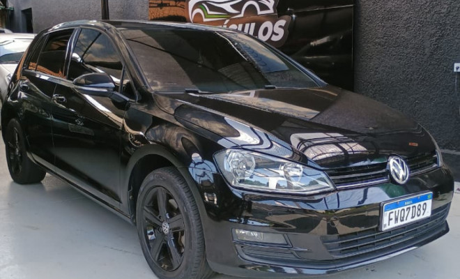 VW - VolksWagen Golf Comfortline 1.4 TSI 140cv Aut. 2015 Gasolina-0