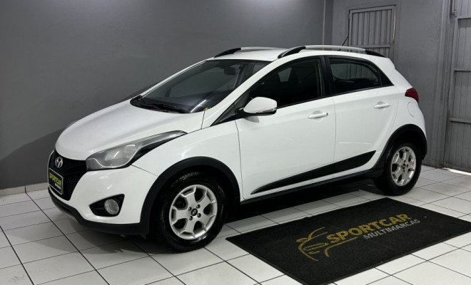 Hyundai HB20X Style 1.6 Flex 16V Aut. 2015 Flex