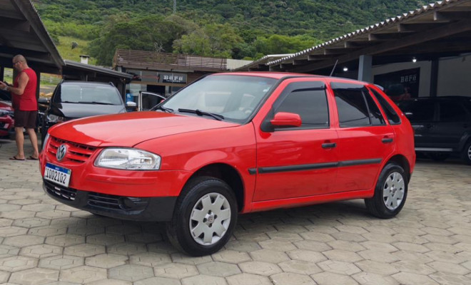 VW - VolksWagen Gol (novo) 1.0 Mi Total Flex 8V 4p 2010 Flex