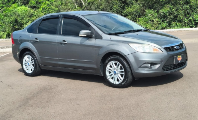 Ford Focus Sedan 2.0 16V/2.0 16V Flex 4p Aut. 2012 Flex