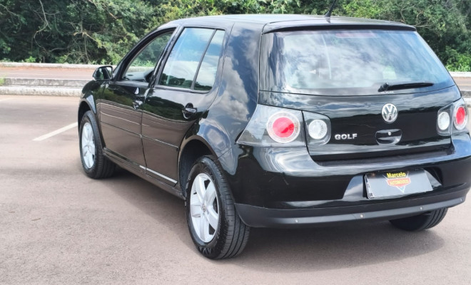 VW - VolksWagen Golf 2.0/ 2.0 Mi Flex Comfortline/ Sport 2009 Flex-1