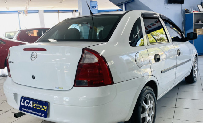 GM - Chevrolet Corsa Sedan 1.0 MPFI 8V 71cv 4p 2003 Gasolina-3