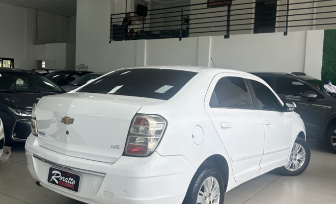 GM - Chevrolet COBALT LTZ 1.8 8V Econo.Flex 4p Mec. 2014 Flex-0