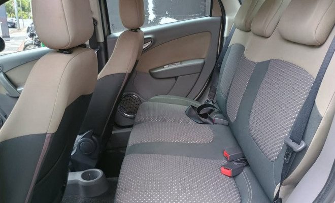 Fiat Grand Siena ESSENCE Dual. 1.6 Flex 16V 2015 Flex-5