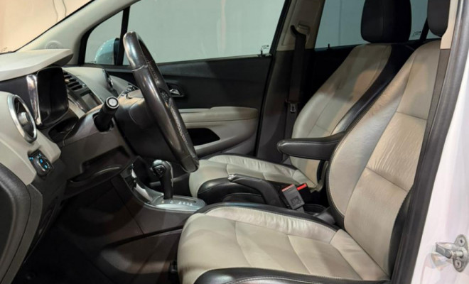 GM - Chevrolet TRACKER LTZ 1.8 16V Flex 4x2 Aut. 2016 Flex-4