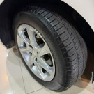 Peugeot 208 Allure 1.5 Flex 8V 5p 2016 Flex-13