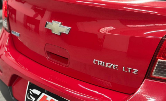 GM - Chevrolet CRUZE HB Sport LTZ 1.8 16V FlexP. 5p Aut 2012 Flex-11