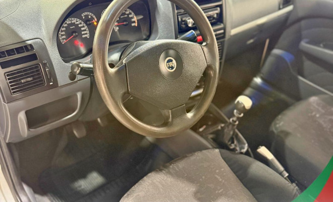Fiat Palio Weekend ELX 1.4 mpi Fire Flex 8V 2006 Flex-4