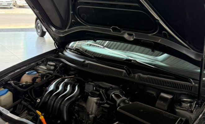 VW - VolksWagen Bora 2.0/ 2.0 Flex 8v Mec. 2008 Flex-46