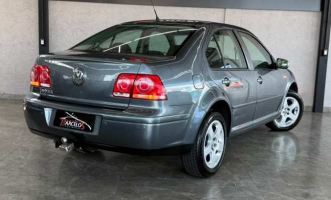 VW - VolksWagen Bora 2.0/ 2.0 Flex 8v Mec. 2008 Flex-6