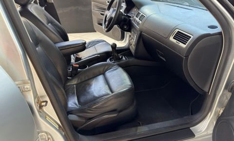 VW - VolksWagen Bora 2.0/ 2.0 Flex 8v Mec. 2010 Flex-2