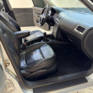 VW - VolksWagen Bora 2.0/ 2.0 Flex 8v Mec. 2010 Flex-2