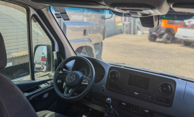 Mercedes-Benz Sprinter 416 Furgão E.L. T. A. 2.2 Dies. 2022 Diesel-7