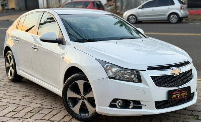 GM - Chevrolet CRUZE HB Sport LT 1.8 16V FlexP. 5p Aut 2013 Flex-6
