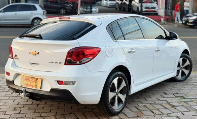 GM - Chevrolet CRUZE HB Sport LT 1.8 16V FlexP. 5p Aut 2013 Flex-4