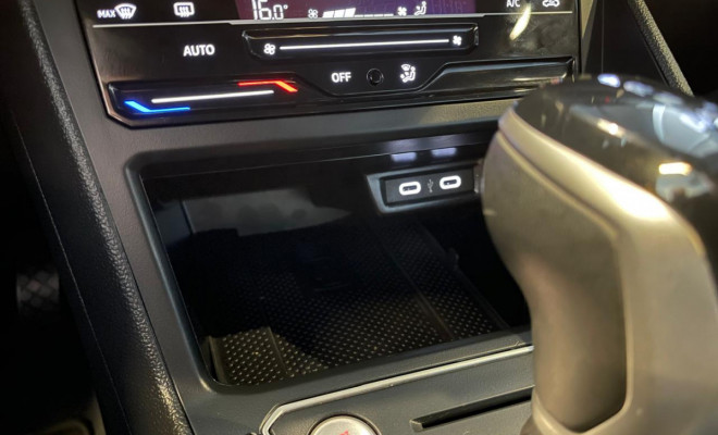 VW VolksWagen Nivus Highline 1.0 200 TSI Flex Aut. 2023-10