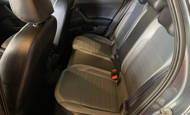 VW VolksWagen Nivus Highline 1.0 200 TSI Flex Aut. 2023-13