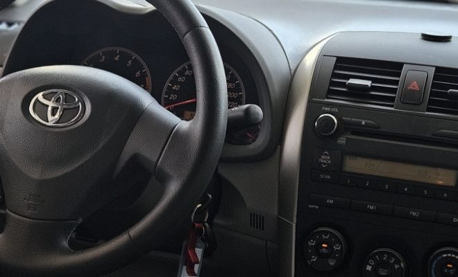 Toyota Corolla XLi 1.8/1.8 Flex 16V Aut. 2009 Gasolina-8