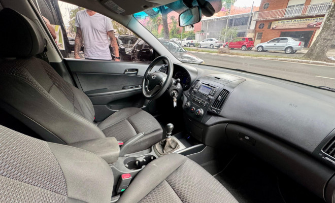 Hyundai i30 2.0 16V 145cv 5p Mec. 2012 Flex-8