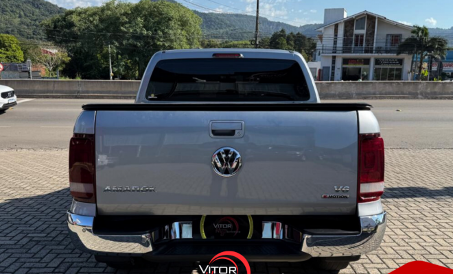 VW - VolksWagen AMAROK Highline CD 3.0 4x4 TB Dies. Aut. 2023 Diesel-2