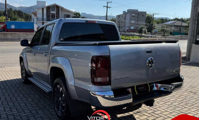 VW - VolksWagen AMAROK Highline CD 3.0 4x4 TB Dies. Aut. 2023 Diesel-1