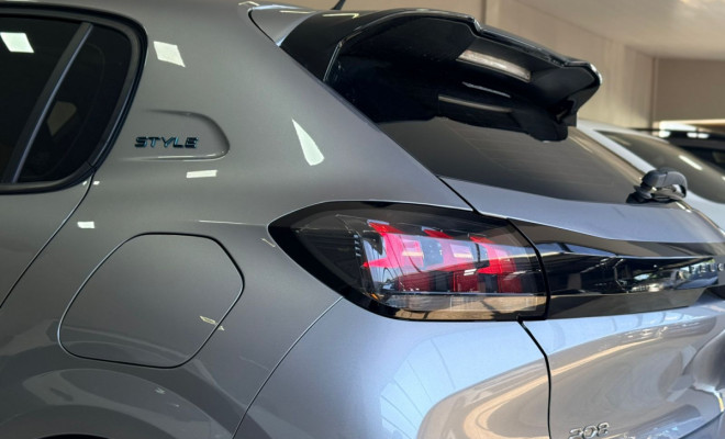 Peugeot 208 Style 1.0 Flex 6V 5p Mec. 2024 Flex-6