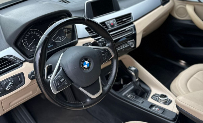 BMW X1 SDRIVE 20i 2.0/2.0 TB Acti.Flex Aut. 2018 Flex-8