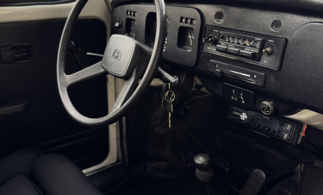 VW - VolksWagen Fusca 1300 1983 Gasolina-7