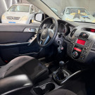 Kia Motors Cerato 1.6 16V Mec. 2011 Gasolina-3