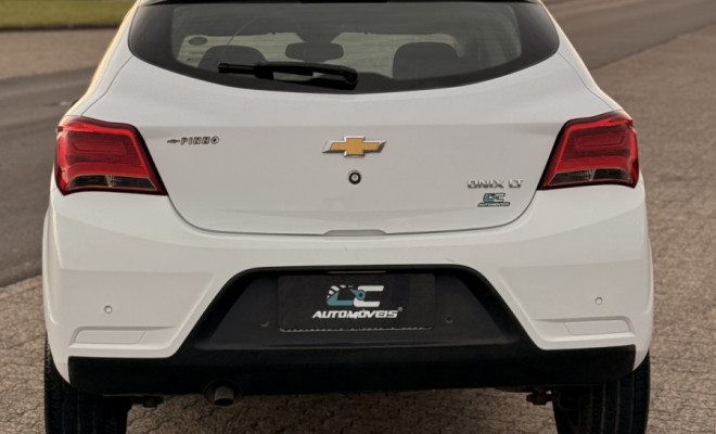 GM - Chevrolet ONIX HATCH LT 1.4 8V FlexPower 5p Aut. 2017 Flex-3