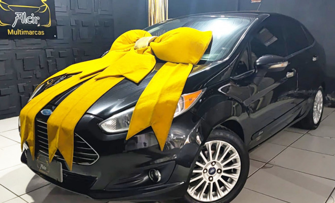 Ford New Fiesta Titanium 1.6 16V Flex Aut. 2014