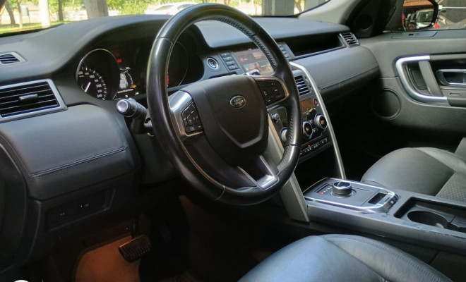 Land Rover Discov. Sp. HSE 2.0 TB 240cv Die. Aut 2018 Diesel-4