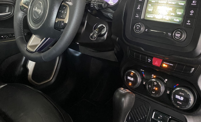 Jeep Renegade Longitude 1.8 4x2 Flex 16V Aut. 2016 Flex-4