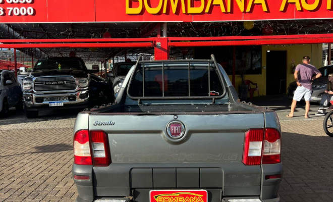 Fiat Strada Trekking 1.4 mpi Fire Flex 8V CS 2011 Flex-2