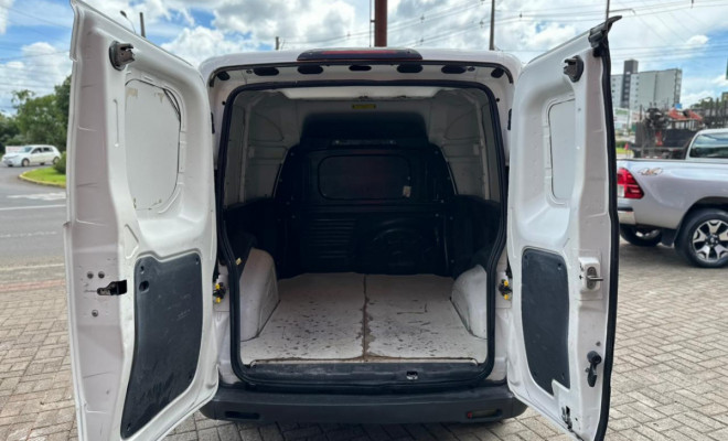 Fiat Fiorino Furgão EVO 1.4 Flex 8V 2p 2017 Flex-7