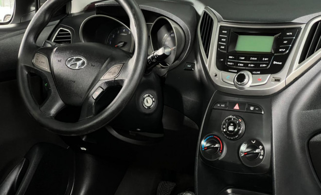 Hyundai HB20 C./C.Plus/C.Style 1.6 Flex 16V Mec. 2014 Flex-4