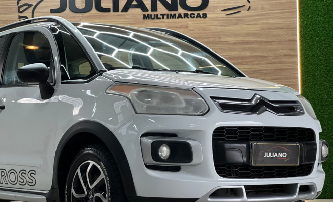 Citroën AIRCROSS GLX 1.6 Flex 16V 5p Mec. 2013 Flex-10