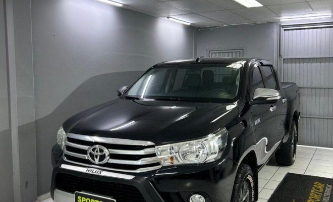 Toyota Hilux CD SRV 4x4 2.8 TDI Diesel Aut. 2016 Diesel-0