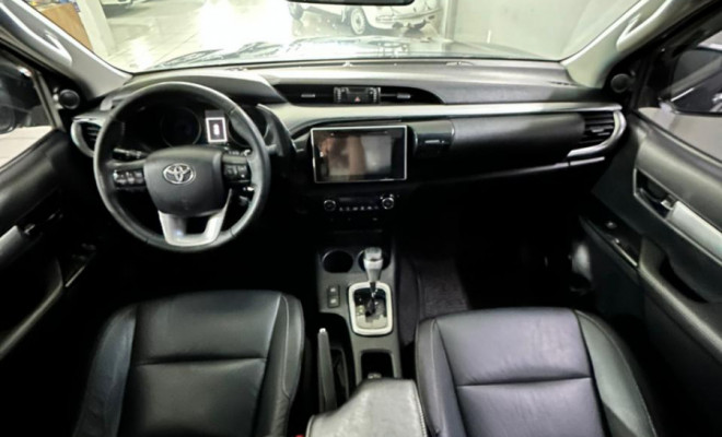 Toyota Hilux CD SRV 4x4 2.8 TDI Diesel Aut. 2016 Diesel-2