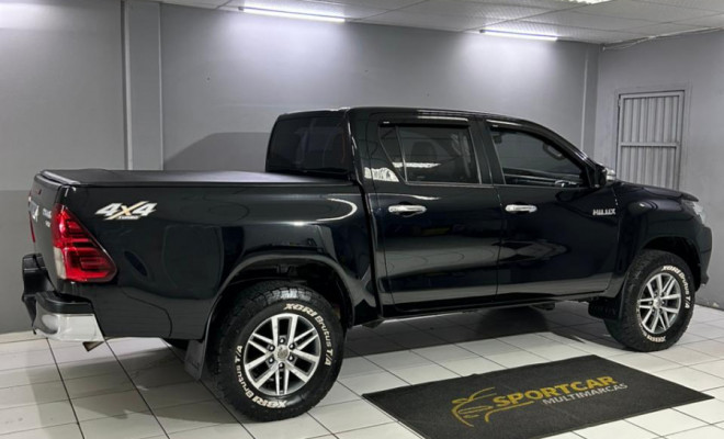 Toyota Hilux CD SRV 4x4 2.8 TDI Diesel Aut. 2016 Diesel-8