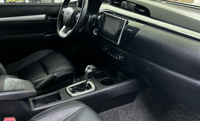 Toyota Hilux CD SRV 4x4 2.8 TDI Diesel Aut. 2016 Diesel-4