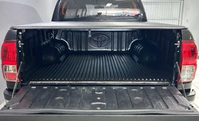 Toyota Hilux CD SRV 4x4 2.8 TDI Diesel Aut. 2016 Diesel-5