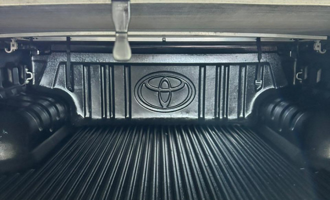 Toyota Hilux CD SRV 4x4 2.8 TDI Diesel Aut. 2016 Diesel-6