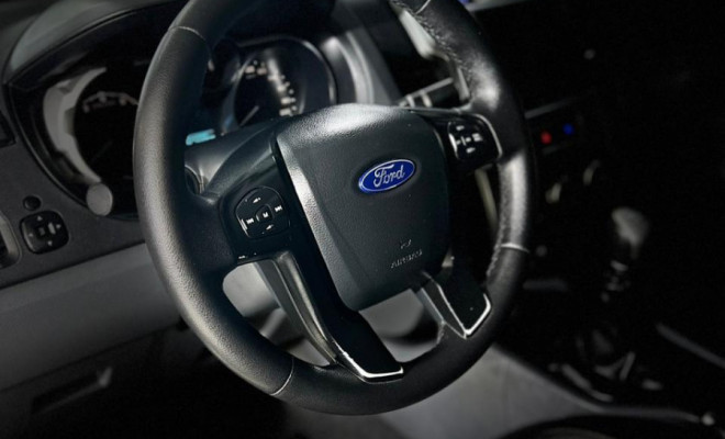 Ford Ranger XLT 2.5 16V 4x2 CD Flex 2014 Flex-2