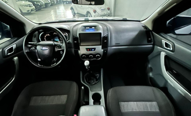 Ford Ranger XLT 2.5 16V 4x2 CD Flex 2014 Flex-3