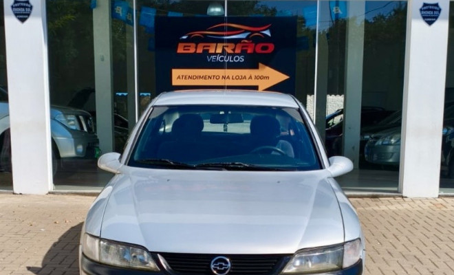 GM - Chevrolet Vectra GLS/Expres.2.2/ 2.0 e 2.0 CD 8V 1997 Gasolina-0